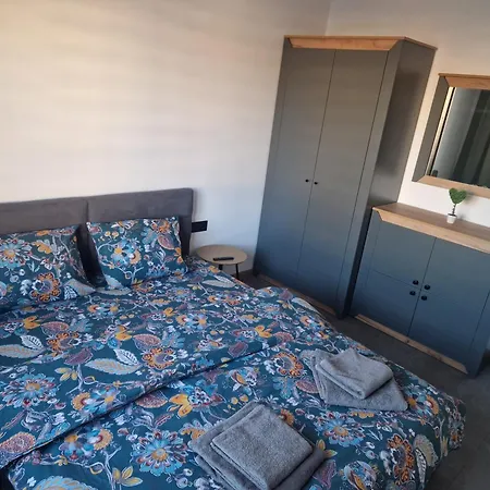Family House Вилла